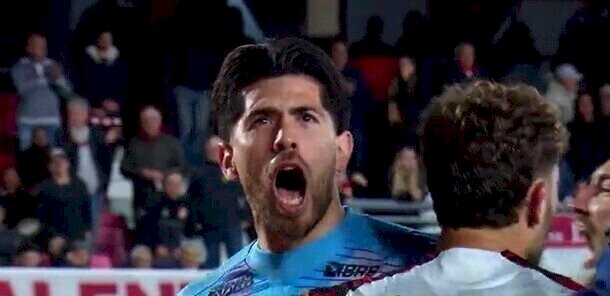 Rossi pega dois pênaltis contra o Estudiantes, e Flamengo se classifica para a semifinal da Libertadores