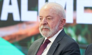 Lula relata problemas em avião da FAB: "Descemos com medo que pegasse fogo"