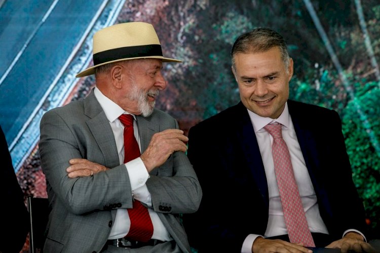Lula autoriza Ministério dos Transportes a levar fim da obrigatoriedade de autoescola para CNH adiante