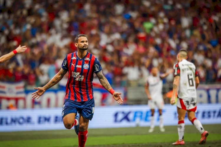 Bahia quebra escrita, vence o Flamengo que perde liderança para o Palmeiras, pela 27ª rodada do Campeonato Brasileiro da Série A