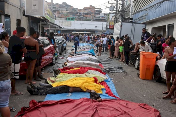 Com 58 corpos levados para praça na Penha, sobe para 122 número de mortos na operação mais letal do Rio; vídeo