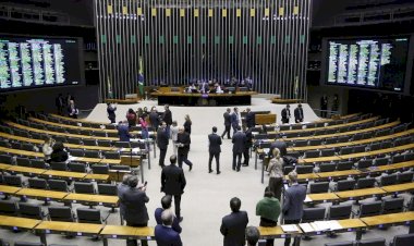 Câmara aprova aumento da licença-paternidade; veja os principais pontos