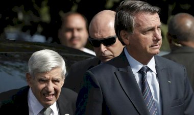 Heleno e Paulo Sérgio são presos e levados para Comando Militar do Planalto