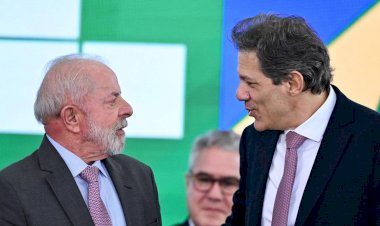 Lula sanciona isenção de Imposto de Renda em cerimônia marcada por ausências de Motta e Alcolumbre; acompanhe