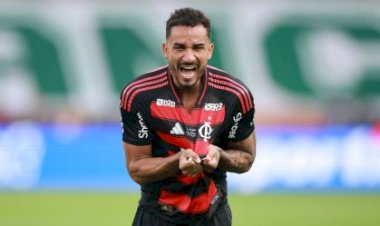 Flamengo vence Palmeiras e entra para história com tetra da Libertadores
