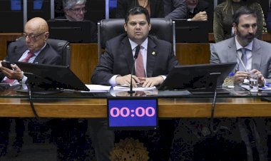 Congresso dá aval para governo mirar piso da meta em 2026