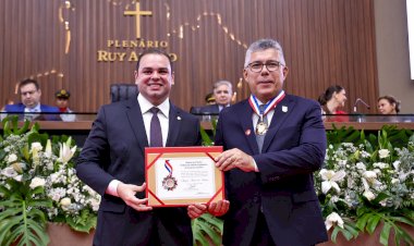 Sob comando do presidente Roberto Cidade, 26 personalidades recebem a Medalha da Ordem do Mérito Legislativo na Aleam