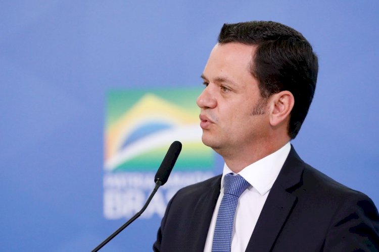Alexandre Ramagem e Anderson Torres perdem cargos de delegados da PF