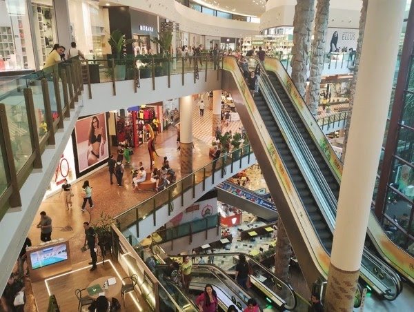 Veja horários de funcionamento do comércio de Manaus durante feriados de Natal e Ano Novo