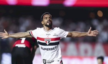 Na abertura do campeonato brasileiro, São Paulo vira sobre o Flamengo e inicia com vitória no Morumbis
