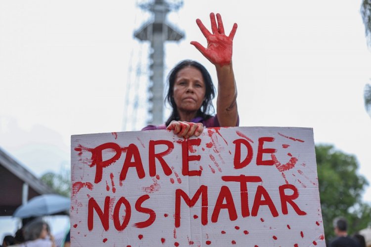 Brasil registra recorde de feminicídios em 2025; quatro mulheres são assassinadas por dia