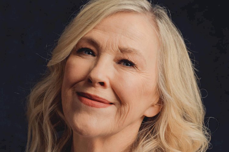Morre Catherine O'Hara, atriz de 'Beetlejuice' e 'Schitt's Creek', aos 71 anos