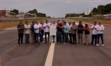Governador Wilson Lima entrega pista de pouso reformada em Pauini