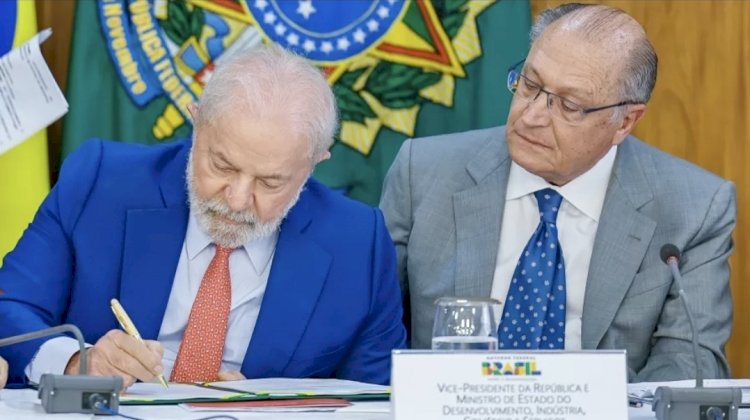 Lula joga xadrez com MDB e Kassab por vice; clã empurra Carluxo para SC