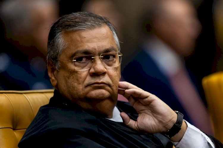 'Penduricalhos': veja os tipos de auxílios suspensos por Dino que favorecem supersalários no serviço público