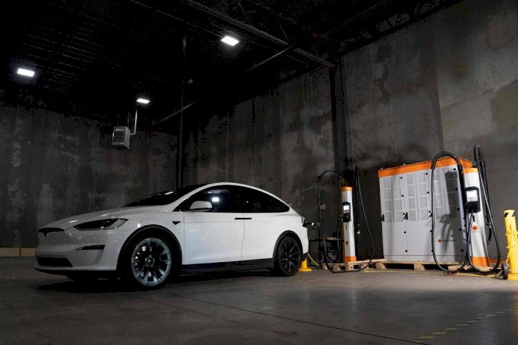 Estudo mostra que recargas rápidas frequentes reduzem durabilidade das baterias de carros elétricos