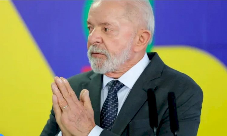 Lula veta supersalários na Câmara, no Senado e no TCU