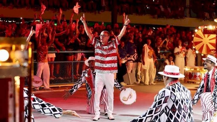 Com homenagem a Mestre Ciça, Viradouro é campeã do Carnaval 2026 do Rio