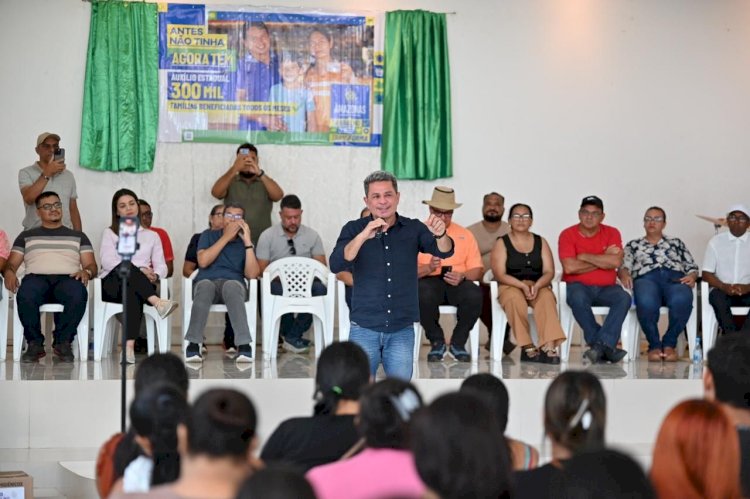 Vice-governador Tadeu de Souza participa de entrega de cartões do Auxílio Estadual em municípios do Baixo Solimões