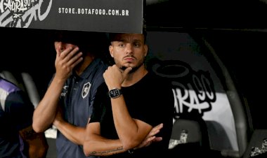 Botafogo demite Martín Anselmi mesmo após vitória contra o Bragantino; queda é a terceira mais rápida da SAF