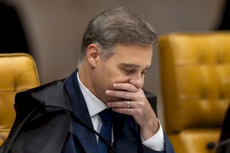 Mendonça proíbe consulta e manda retirar conteúdo do celular de Vorcaro da sala cofre da CPI do INSS