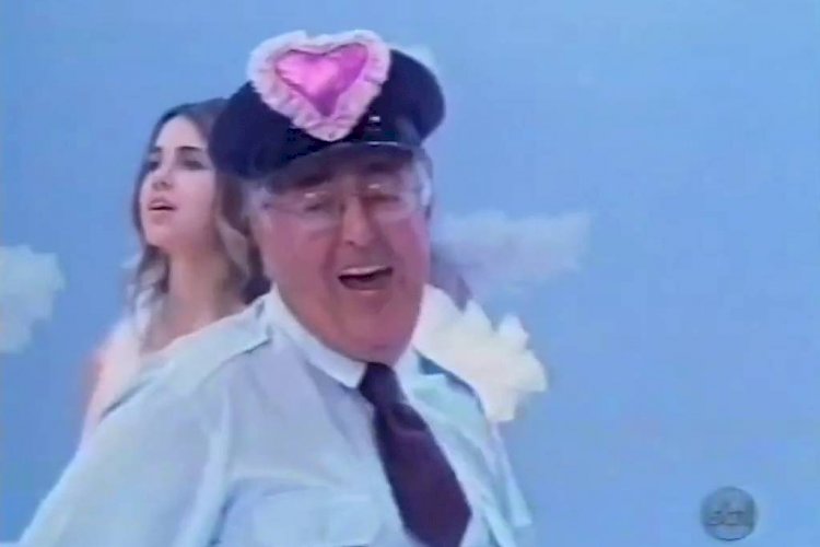 Morre Roberto Marquis, o Guarda Juju de 'A Praça É Nossa', aos 83 anos