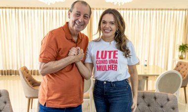 Alessandra Campelo assina filiação ao PSD e deve ser a vice de Omar Aziz