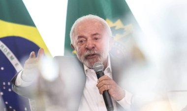 Trump não tem o direito de acordar de manhã e ameaçar um país, diz Lula