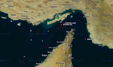 Irã libera passagem de navios comerciais pelo Estreito de Ormuz