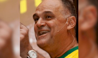 Oscar Schmidt é levado para hospital após passar mal em SP