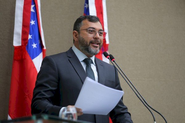 11 governadores e 10 prefeitos de capitais renunciam para serem candidatos na eleição