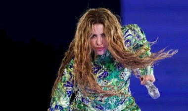 Sob a lua de Copacabana, Shakira reúne sua alcateia em noite histórica