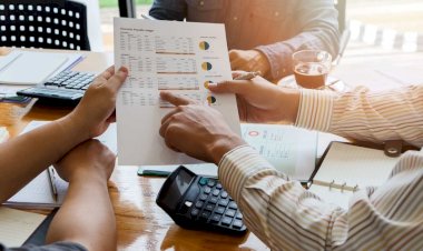 Desenrola 2.0: 1 milhão de pessoas com dívidas de até R$ 100 ficarão com nome limpo automaticamente