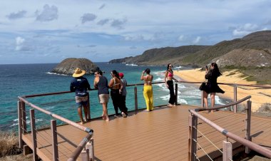 Turistas e 'clandestinos' fazem Noronha superar limites e ameaçam serviços
