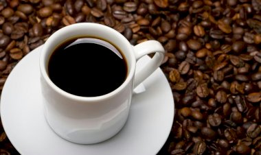 Café impede sono profundo mesmo se você dormir oito horas, aponta estudo