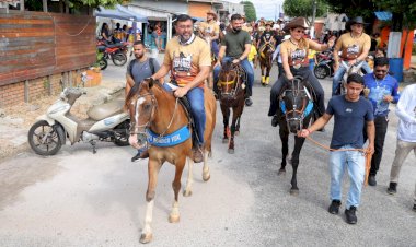 Wilson Lima participa da abertura da ExpoANH em Nhamundá e reforça agendas no interior do Amazonas