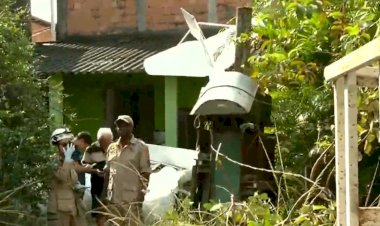 Monomotor cai sobre casa em Nova Iguaçu (RJ) e deixa um morto