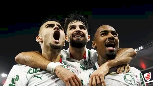 Pela 17ª rodada do Brasileiro série A. Palmeiras vence o Flamengo no Maracanã e segue na liderança.