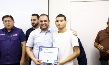 Governador Roberto Cidade inaugura oitava escola do Cetam em Manaus e lança edital para cursos presenciais na unidade