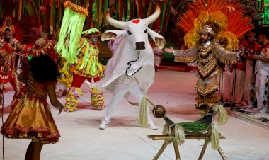 Festival de Parintins 2026: Garantido encerra segunda noite celebrando a diversidade e os laços ancestrais no Bumbódromo