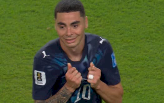 Almirón é o primeiro jogador expulso na Copa do Mundo por nova regra da FIFA