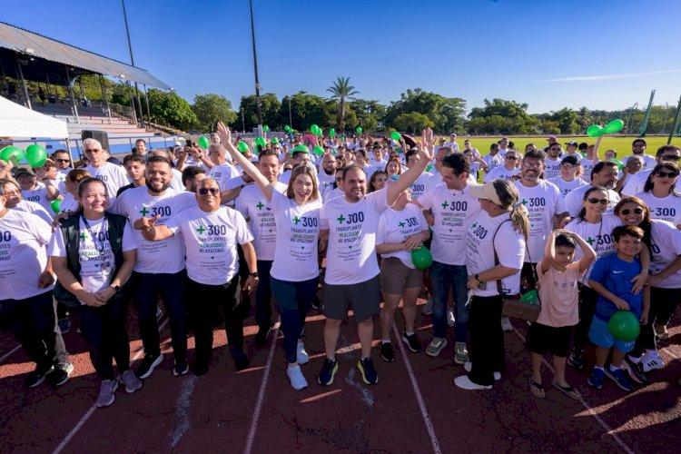 Governador Roberto Cidade participa de caminhada para celebrar mais de 300 transplantes realizados no Hospital Delphina Aziz