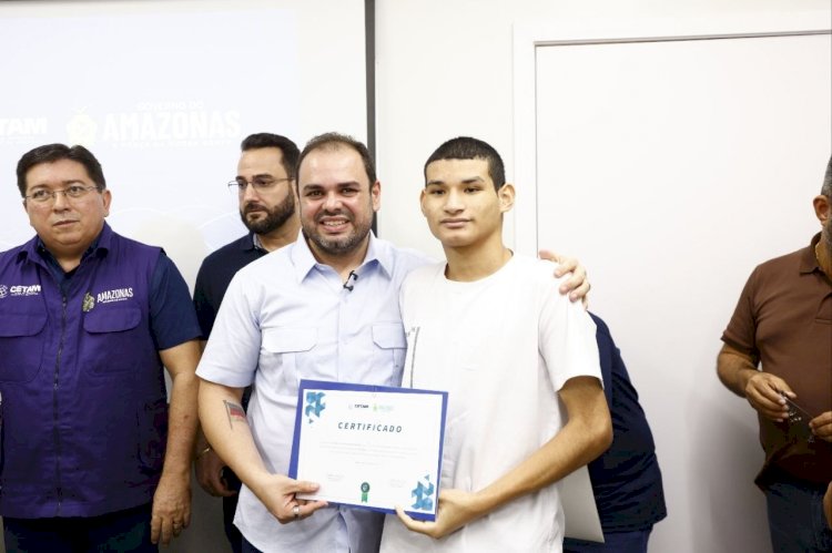 Governador Roberto Cidade inaugura oitava escola do Cetam em Manaus e lança edital para cursos presenciais na unidade