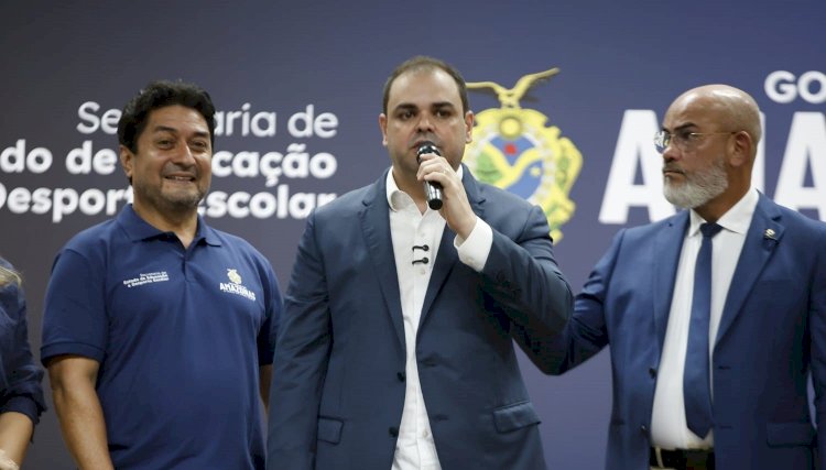 Governador Roberto Cidade garante reajuste da data-base para servidores da Educação e projeta pagamento do Fundeb