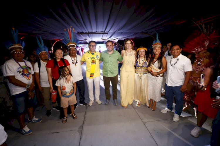 Governador Roberto Cidade destaca fortalecimento do empreendedorismo indígena durante abertura da Feira Intercultural dos Povos Indígenas em Parintins