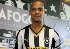 Tássio Maia dos Santos, ex-jogador do Botafogo, é uma das vítimas fatais de queda de muro por ventania
