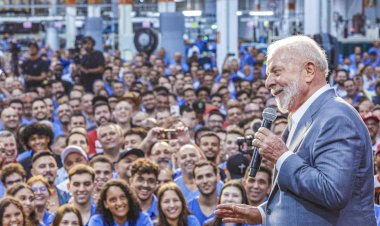 Efeito Lula: sobram empregos; empresários diminuem escalas e aumentam benefícios