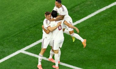 Merino marca no fim, Espanha elimina Portugal e vai às quartas da Copa