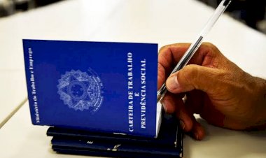 Taxa de desemprego cai para 5,4% no trimestre encerrado em junho, diz IBGE