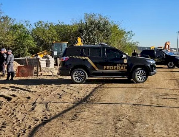 Agentes da PF trocam tiros com suspeitos de tráfico na área externa do Aeroporto Internacional de SP